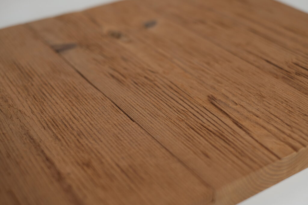 Thermowood cladding board. Puidukoda.